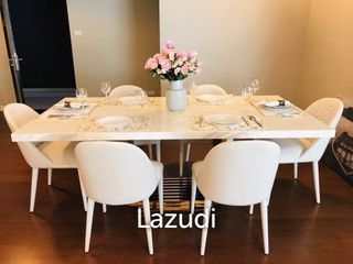 For sale 5 Beds condo in Huai Khwang, Bangkok
