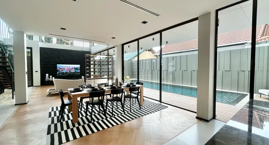 For rent 4 bedrooms house in Jomtien, Pattaya