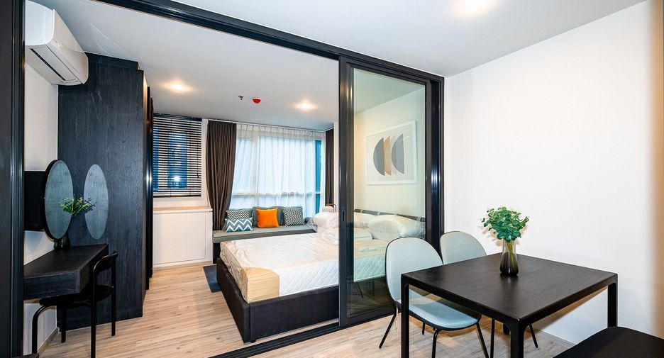 For rent スタジオ condo in Huai Khwang, Bangkok