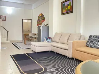 For rent 2 bed townhouse in Hua Hin, Prachuap Khiri Khan