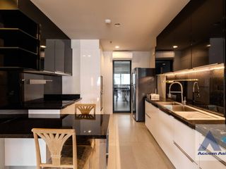 For rent 2 Beds condo in Watthana, Bangkok