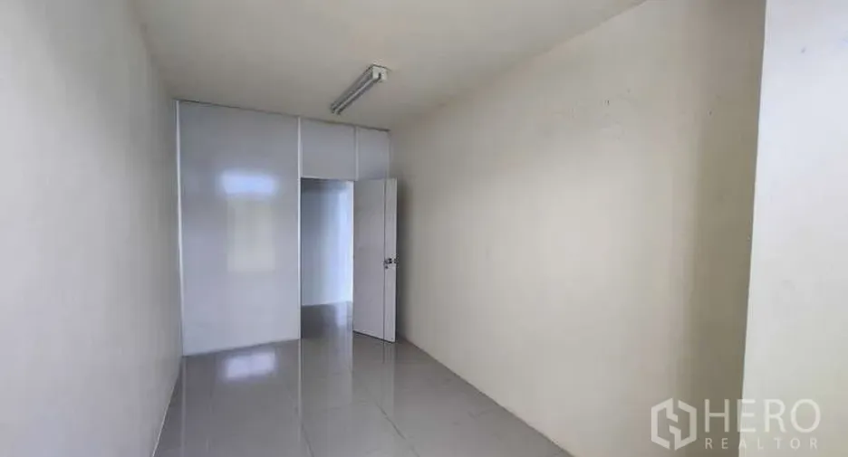 Lagerhaus zur Miete in Mueang Samut Sakhon, Samut Sakhon