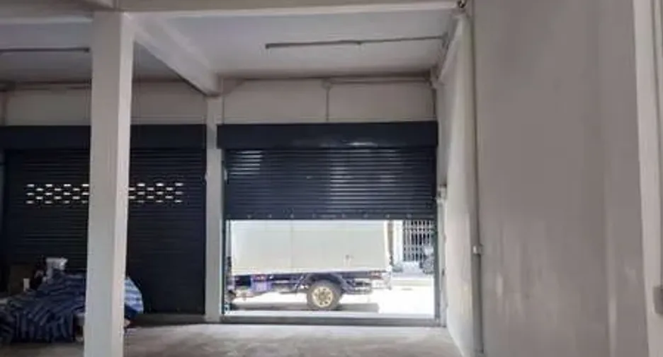 For rent retail Space in Khlong Toei, Bangkok