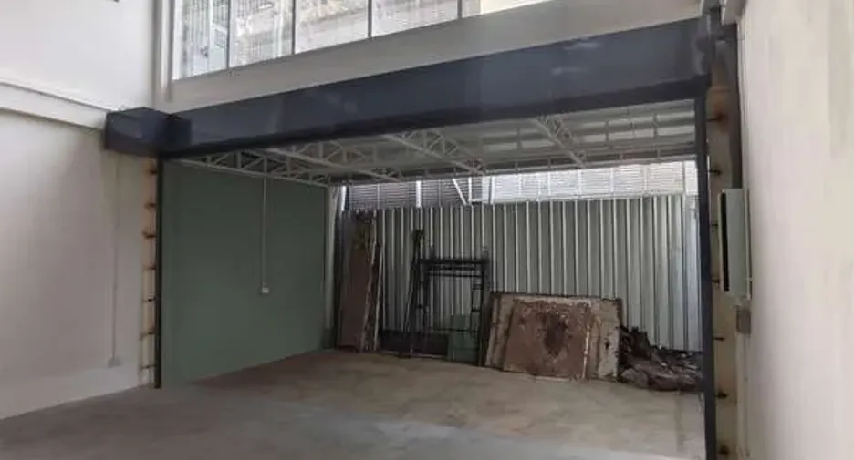 For rent retail Space in Khlong Toei, Bangkok
