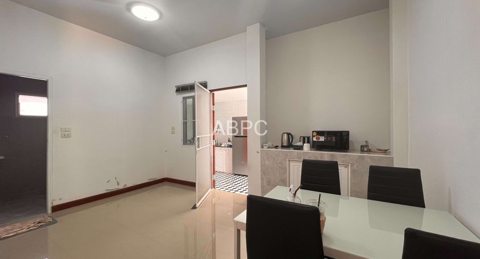 For sale 3 bedrooms house in Huay Yai, Pattaya