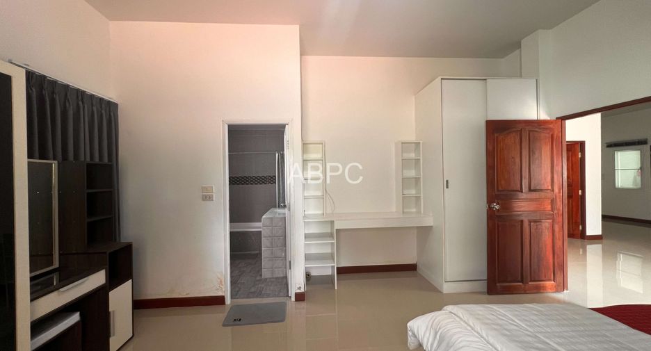 Продажа 3 спальни дом в Huay Yai, Паттайя