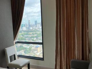 For sale 3 bed condo in Din Daeng, Bangkok