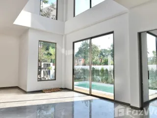 For sale 5 bed villa in Mueang Chiang Mai, Chiang Mai