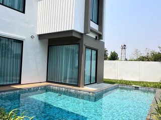 For rent 4 bed villa in Mueang Chiang Mai, Chiang Mai
