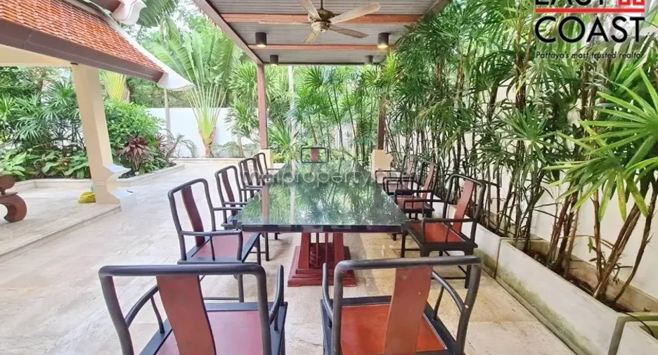 For sale 3 bedrooms house in Na Jomtien, Pattaya