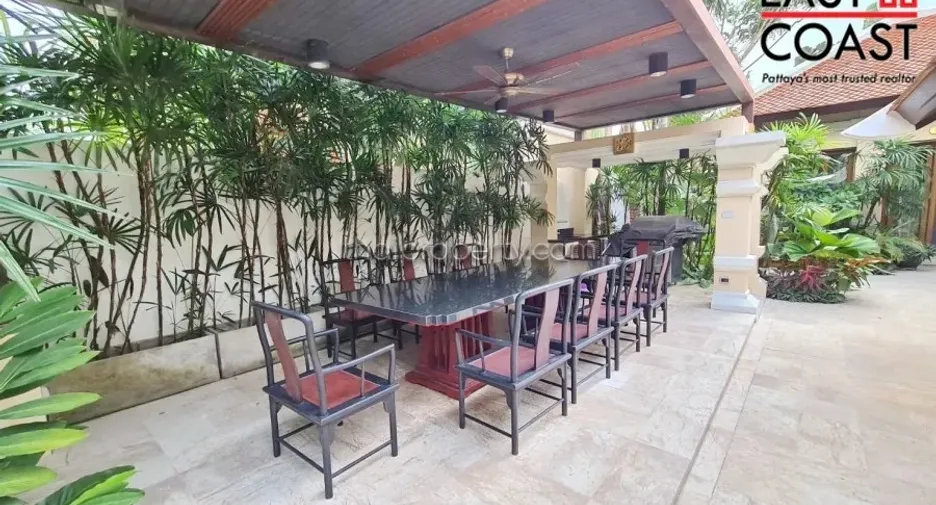 For sale 3 bedrooms house in Na Jomtien, Pattaya