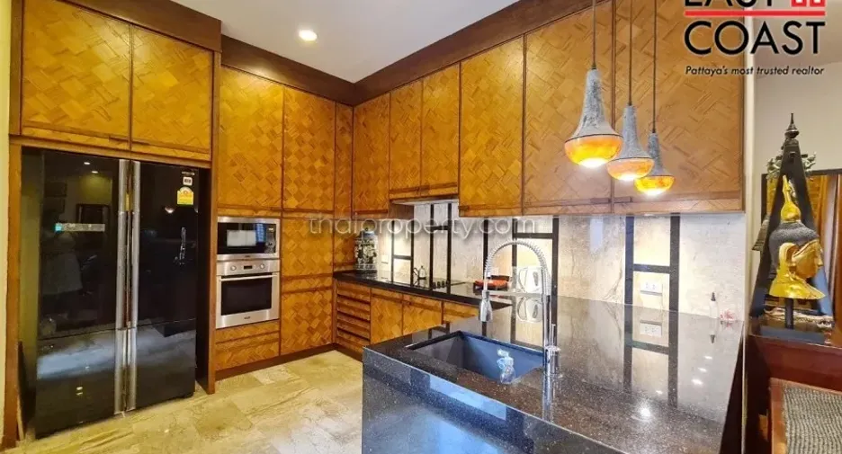 For sale 3 bedrooms house in Na Jomtien, Pattaya