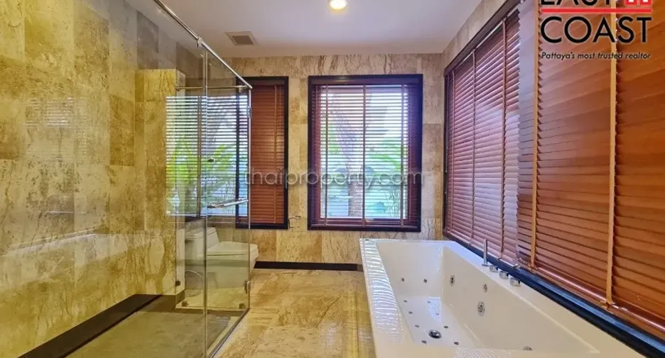 For sale 3 bedrooms house in Na Jomtien, Pattaya