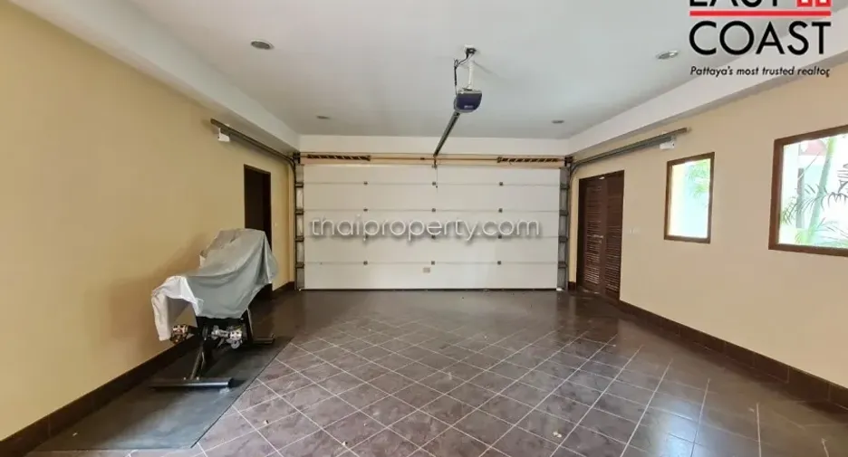 For sale 3 bedrooms house in Na Jomtien, Pattaya