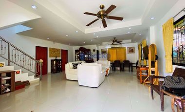 For sale 4 bed house in Jomtien, Pattaya