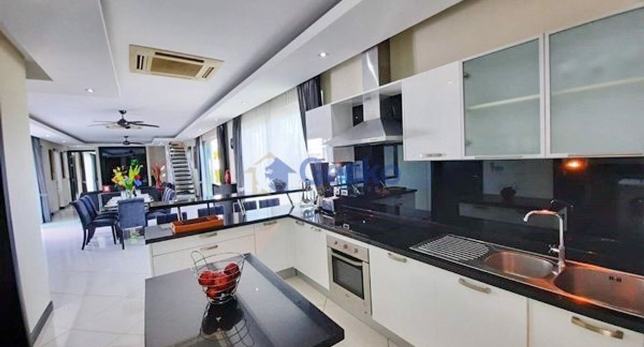 For sale 5 Beds house in Jomtien, Pattaya