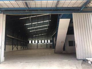 For rent warehouse in Mueang Samut Prakan, Samut Prakan