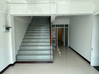 For rent warehouse in Bang Sao Thong, Samut Prakan