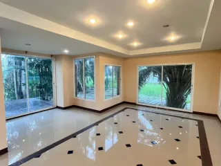 For sale 4 Beds house in Min Buri, Bangkok