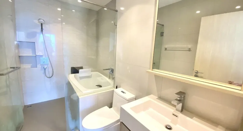 For rent 2 Beds condo in Watthana, Bangkok