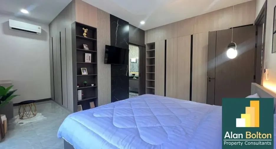 For rent and for sale 3 bedrooms house in Bang Lamung, Chonburi