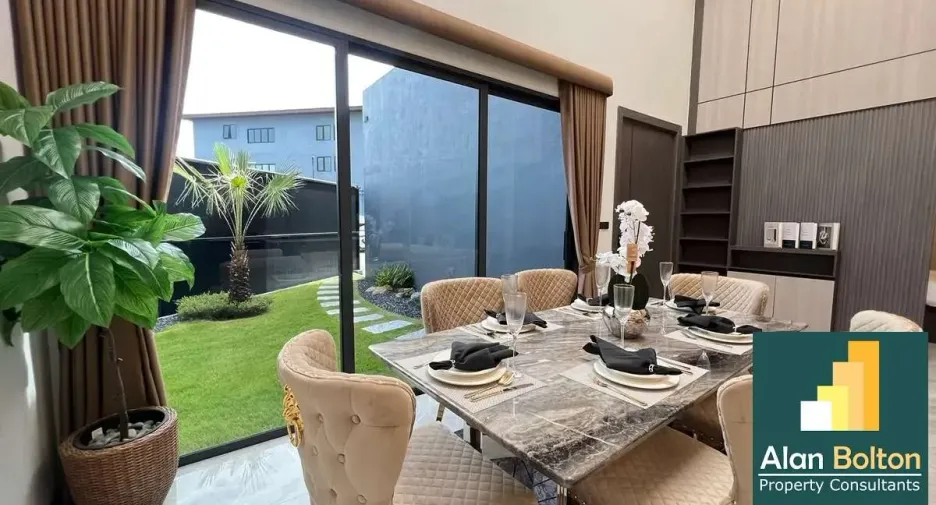 For rent and for sale 3 bedrooms house in Bang Lamung, Chonburi