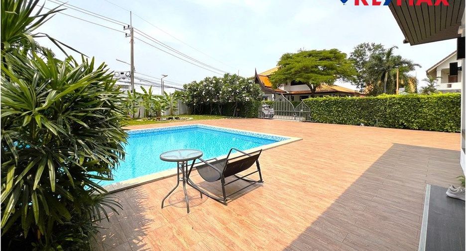 For sale 5 bedrooms house in East Pattaya, Pattaya