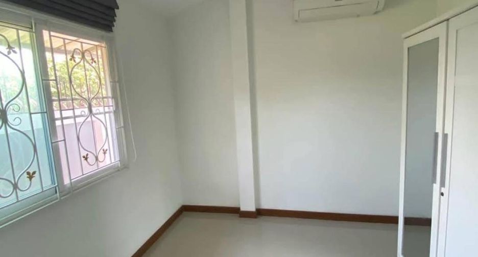 For sale 3 Beds townhouse in Sai Noi, Nonthaburi