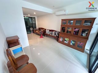 For sale 3 bed townhouse in Bang Khae, Bangkok