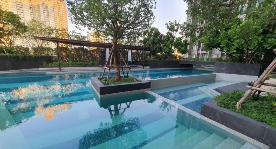 For rent 1 bed condo in Watthana, Bangkok