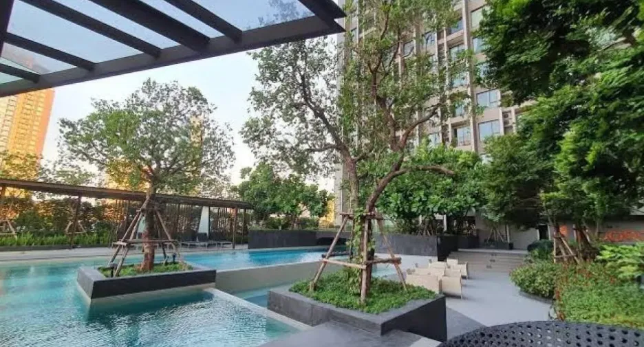 For rent 1 bed condo in Watthana, Bangkok