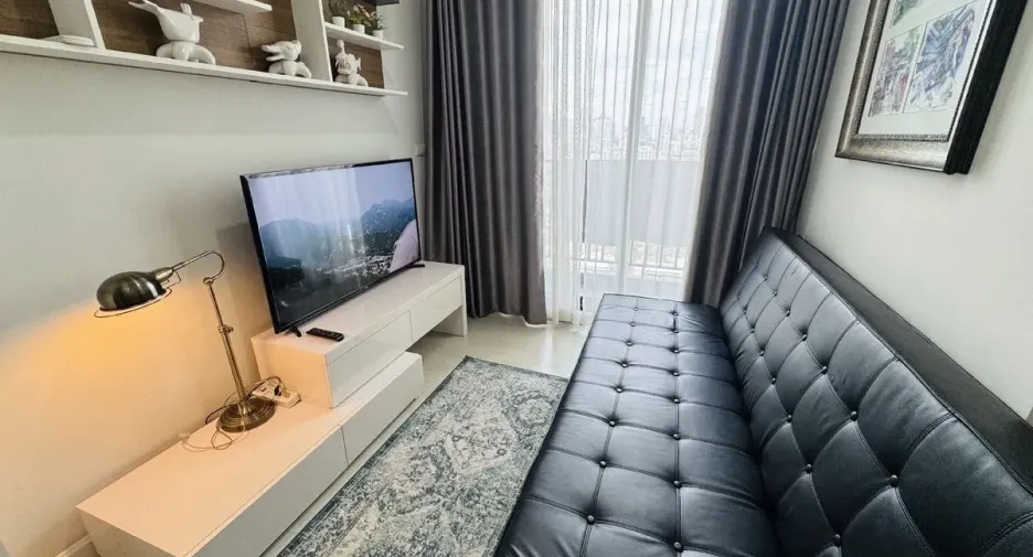 For rent 1 bed condo in Watthana, Bangkok