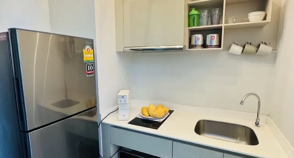 For rent 1 bed condo in Watthana, Bangkok