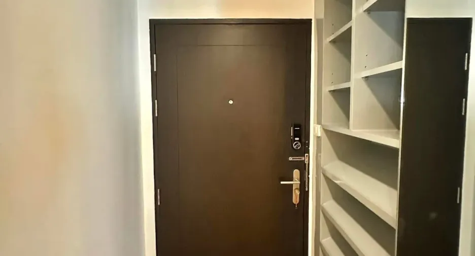 For rent 2 bed condo in Huai Khwang, Bangkok