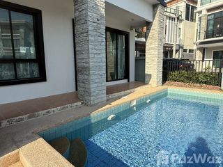 For rent 3 bed townhouse in Cha Am, Phetchaburi