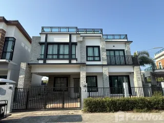 For rent 3 bed townhouse in Cha Am, Phetchaburi