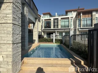 For rent 3 bed townhouse in Cha Am, Phetchaburi