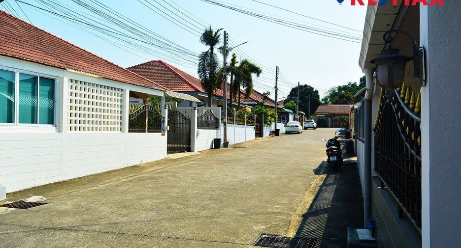 For sale 3 bedrooms house in East Pattaya, Pattaya
