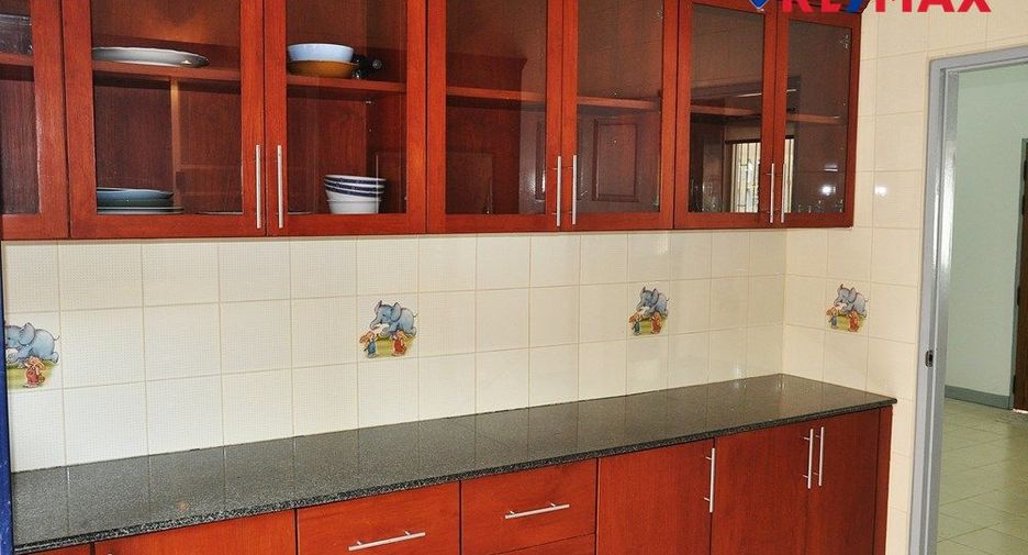 For sale 3 bedrooms house in East Pattaya, Pattaya