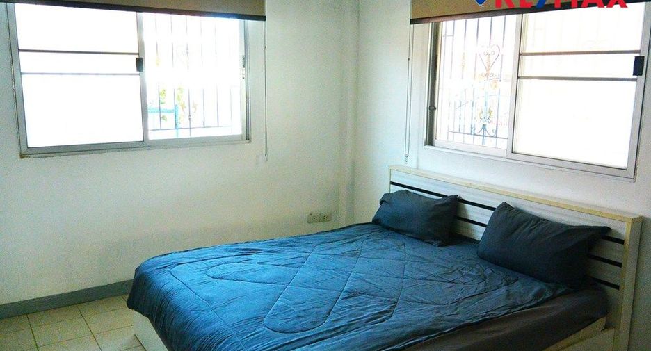 For sale 3 bedrooms house in East Pattaya, Pattaya