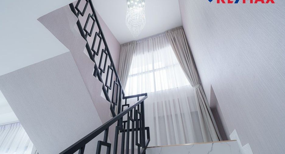 For sale 5 ベッドルーム house in Jomtien, Pattaya