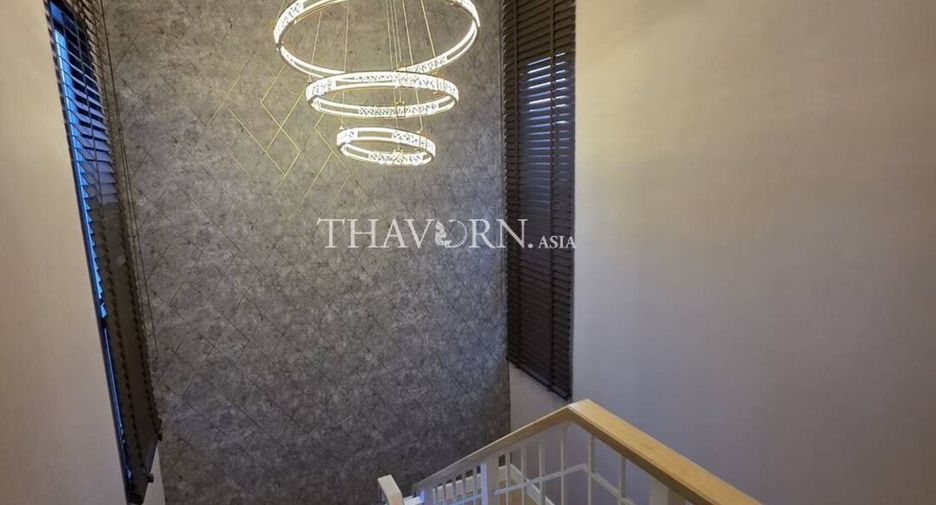 For sale 4 bed house in Bang Lamung, Chonburi