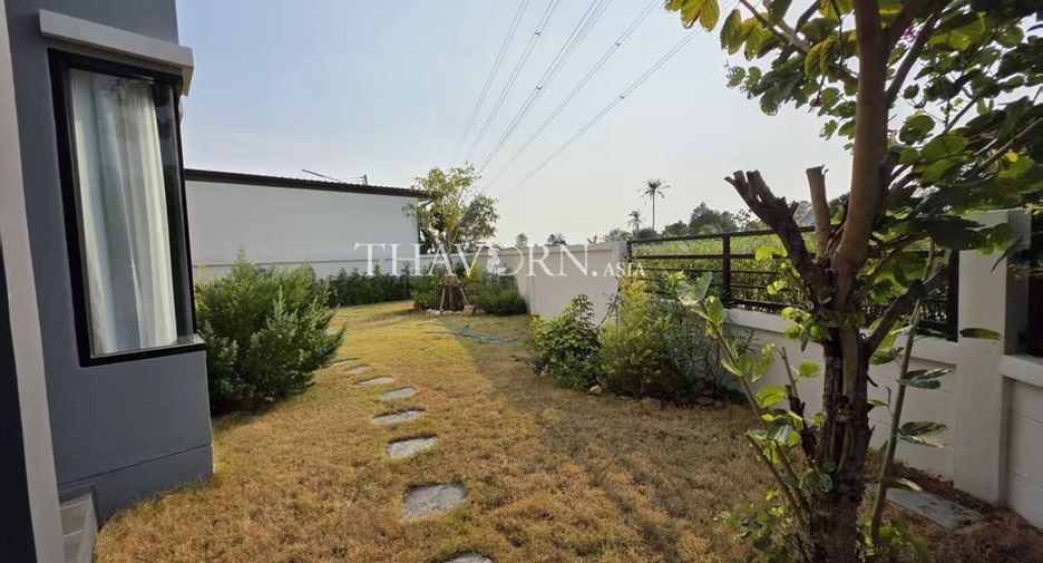 For sale 4 bed house in Bang Lamung, Chonburi