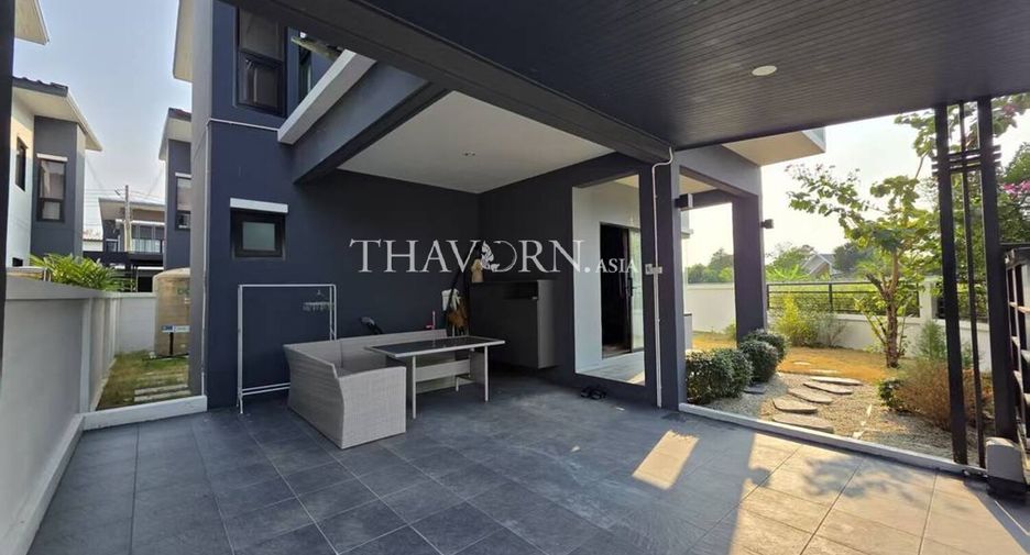 For sale 4 bed house in Bang Lamung, Chonburi
