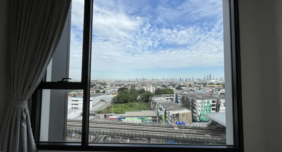 For rent 1 Beds condo in Bangkok Yai, Bangkok