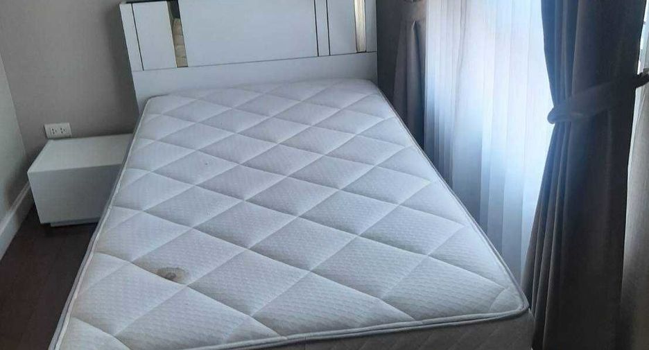 For sale 5 bed condo in Huai Khwang, Bangkok