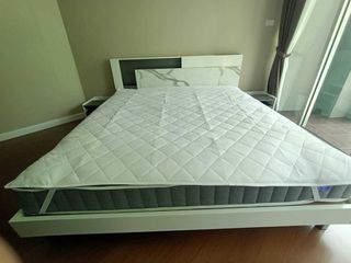 For rent 5 Beds condo in Huai Khwang, Bangkok
