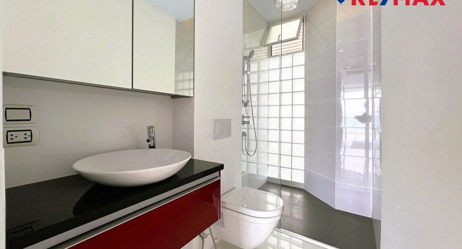 For sale 1 bed condo in Sattahip, Chonburi
