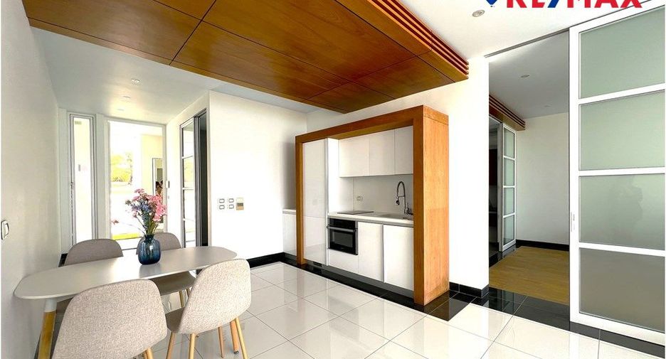 For sale 1 bed condo in Sattahip, Chonburi