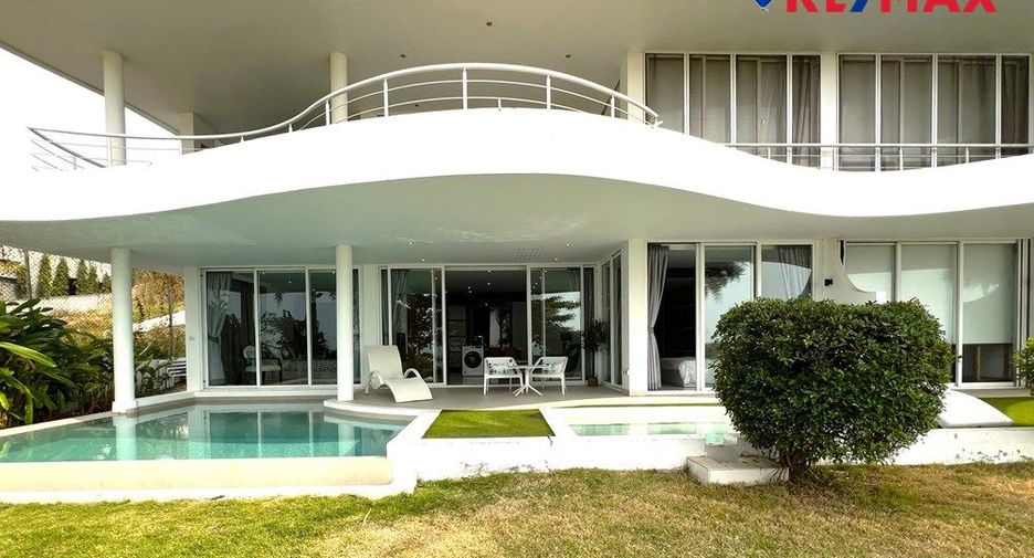 For sale 3 bedrooms condo in Sattahip, Chonburi